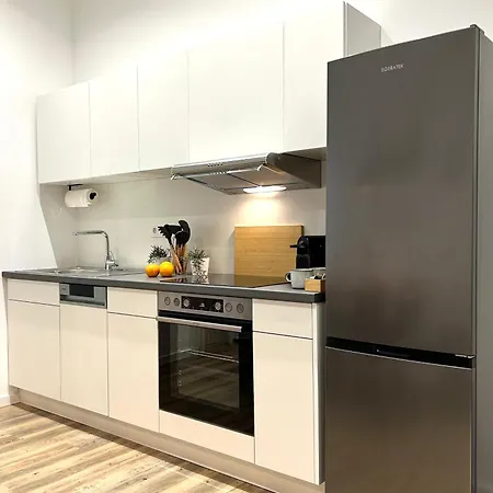 Designer In Lage Fuer 6 Gaeste