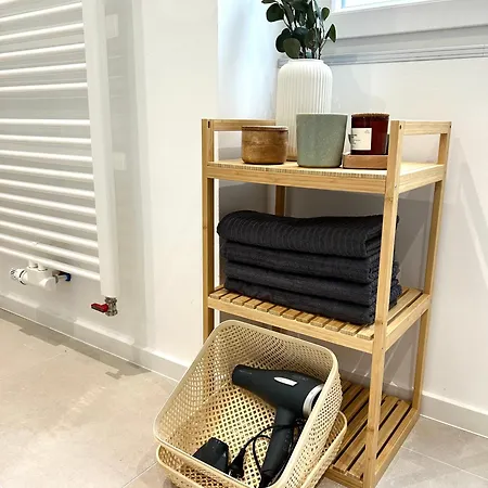 Designer In Lage Fuer 6 Gaeste Apartamento