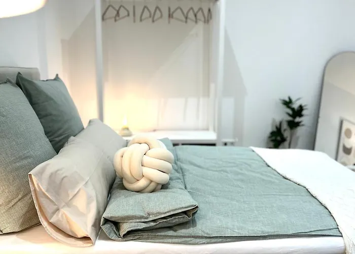 Designer In Lage Fuer 6 Gaeste