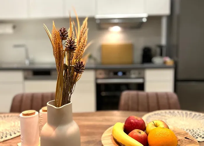 Designer In Lage Fuer 6 Gaeste